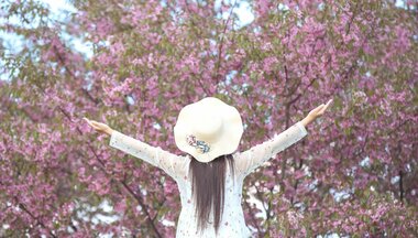 Jarní inspirace pro ložnici: 5 tipů pro lepší spánek 🌿 Jarní inspirace pro ložnici: 5 tipů pro lepší spánek 🌿