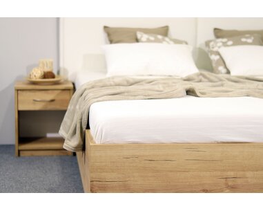 Detail - dvoulůžko s úložným prostorem LA FINESA Detail - dvoulůžko s úložným prostorem LA FINESA