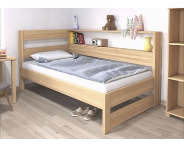 Postel jednolůžko z masivu Ela s policemi, Levá, masiv buk Postel jednolůžko z masivu Ela s policemi, Levá, masiv buk