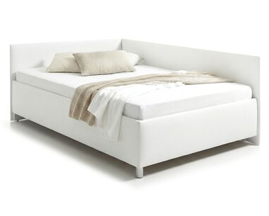 Rohová zvýšená čalouněná postel s úložným prostorem Ryana, 120x200cm, bílá Rohová zvýšená čalouněná postel s úložným prostorem Ryana, 120x200cm, bílá