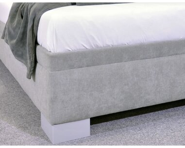 Čalouněná postel s úložným prostorem Litera, 140x200 cm Čalouněná postel s úložným prostorem Litera, 140x200 cm