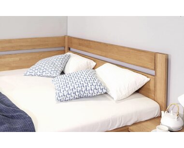 Zvýšená postel z masivu Academia, masiv buk Zvýšená postel z masivu Academia, masiv buk