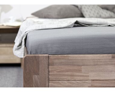 Zvýšená válenda dvoulůžko Futon Zvýšená válenda dvoulůžko Futon