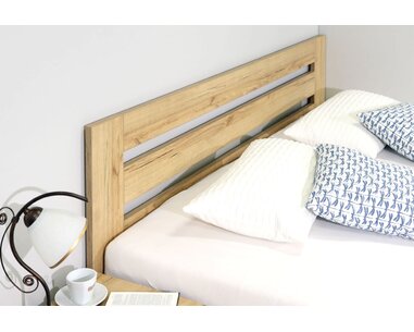 postel Bereta - čelo postel Bereta - čelo