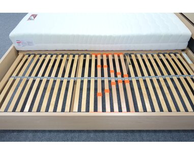 Jednolůžková postel z masivu Berni, 120x200, 140x200, masiv buk Jednolůžková postel z masivu Berni, 120x200, 140x200, masiv buk