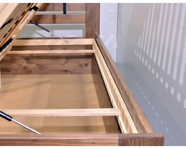 Zvýšená postel s úložným prostorem Rita, 120x200, masiv smrk Zvýšená postel s úložným prostorem Rita, 120x200, masiv smrk