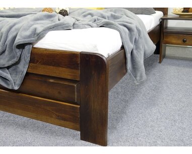 Dřevěná postel dvoulůžko LADA, masiv borovice, moření ořech, 180x200 Dřevěná postel dvoulůžko LADA, masiv borovice, moření ořech, 180x200