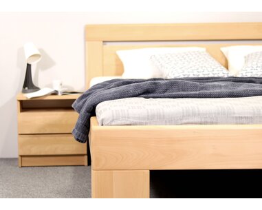 Detail - postel Valerian Detail - postel Valerian