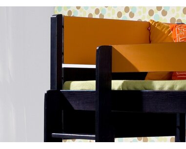 Poschoďová postel s přistýlkou a úložným prostorem pro 3 děti August, masiv borovice Poschoďová postel s přistýlkou a úložným prostorem pro 3 děti August, masiv borovice