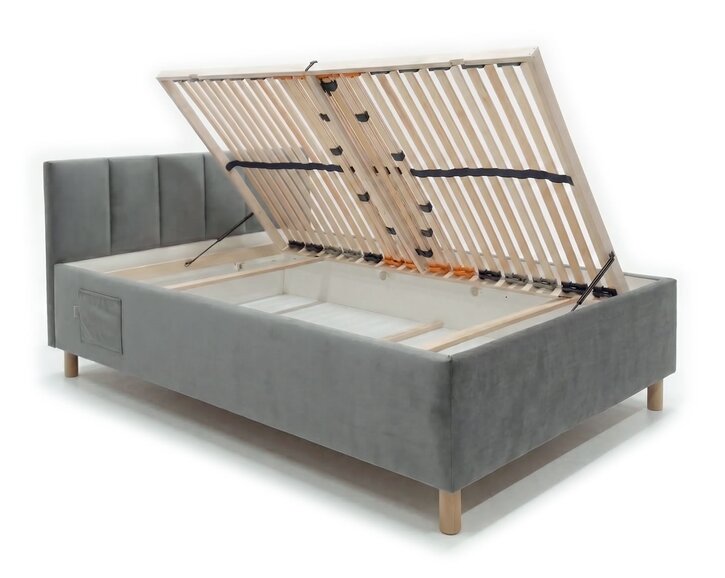 postel-s-celem-dock2-06.jpg postel-s-celem-dock2-06.jpg