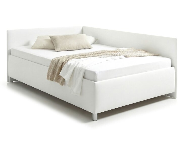 Rohová zvýšená čalouněná postel s úložným prostorem Ryana, 140x200cm, bílá Rohová zvýšená čalouněná postel s úložným prostorem Ryana, 140x200cm, bílá