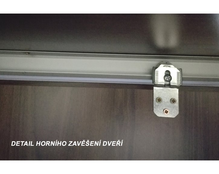 Šatní skříň s posuvnými dveřmi EVITA 12, šířka 120 cm Šatní skříň s posuvnými dveřmi EVITA 12, šířka 120 cm