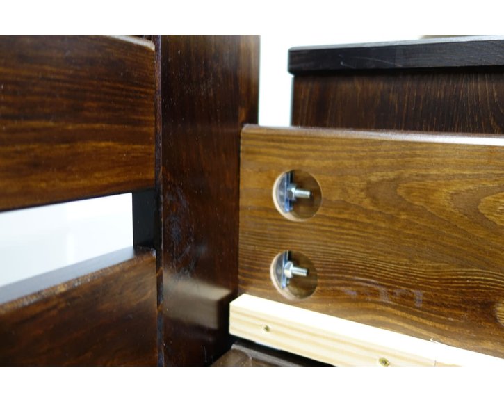 Dřevěná postel dvoulůžko LADA, masiv borovice, moření ořech, 180x200 Dřevěná postel dvoulůžko LADA, masiv borovice, moření ořech, 180x200